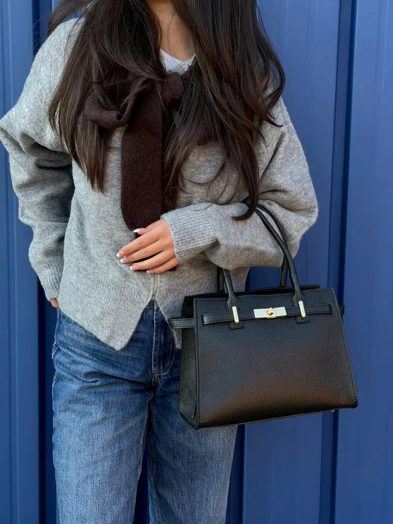 Borsa in Vera Pelle Togo fatta a mano, Genuine Togo Leather Bag – Made in Italy with Shoulder Strap and Gold Accessories