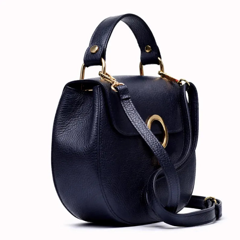 Borsa a tracolla blu navy in vera pelle italiana, realizzata a mano, elegante e raffinata, un regalo perfetto per lei.
